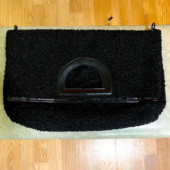 BEIS Handbags - BEIS Shearling Tote